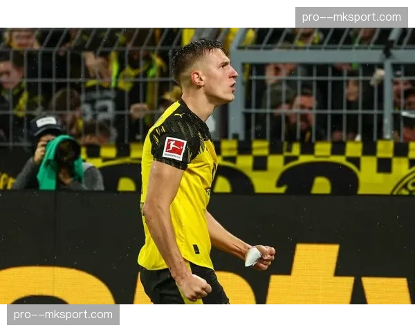 即时：多特蒙德连入两球，半场2-1逆转霍芬海姆